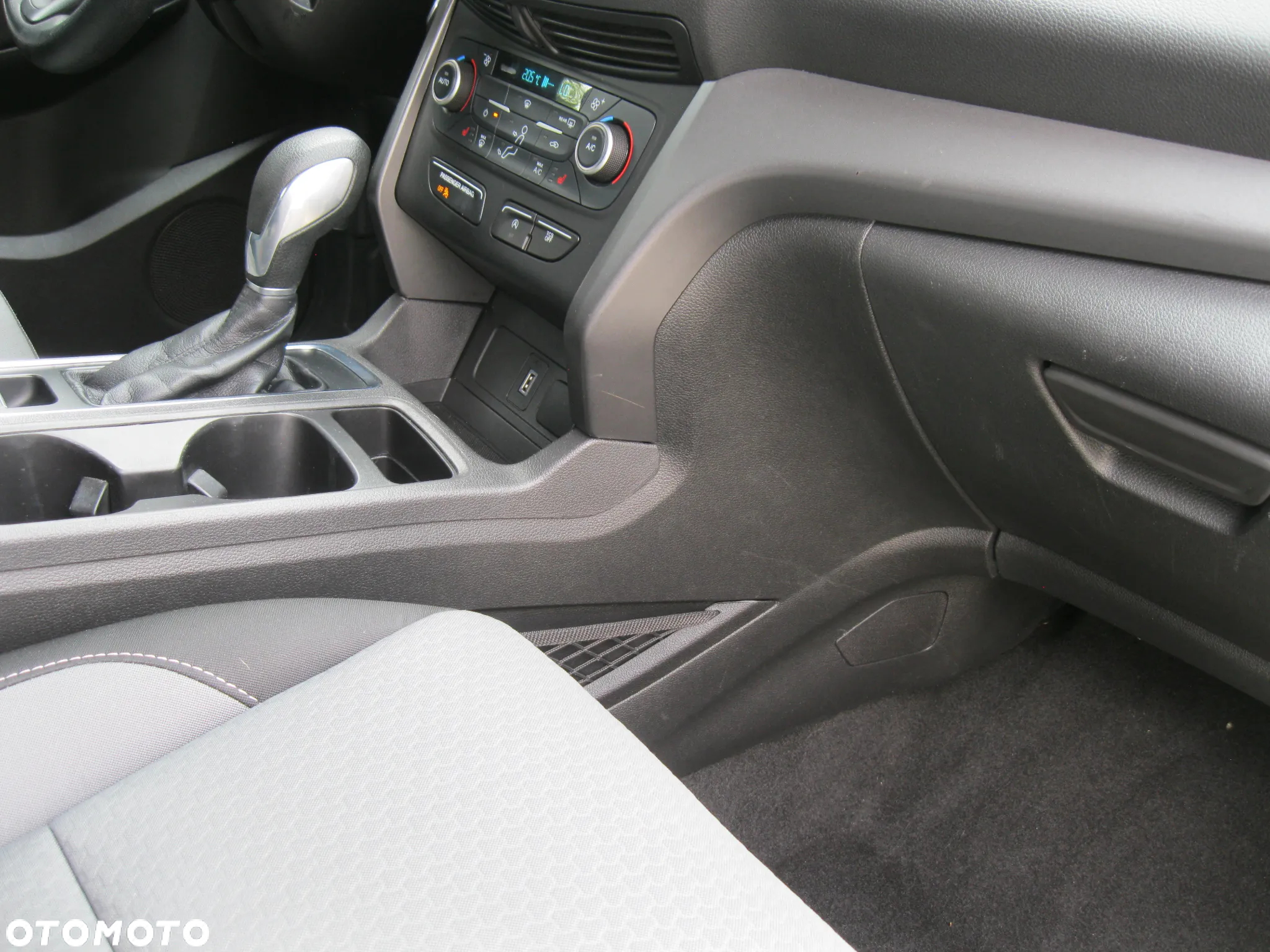 Ford Escape 1.5 EcoBoost AWD SE - 31