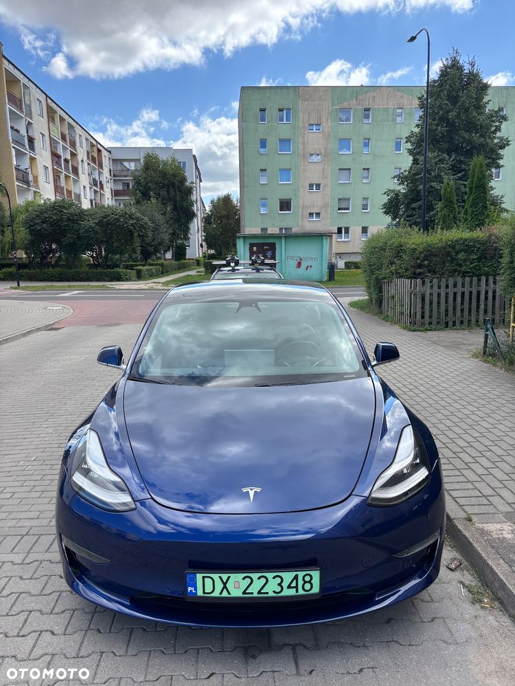 Tesla Model 3 - 6