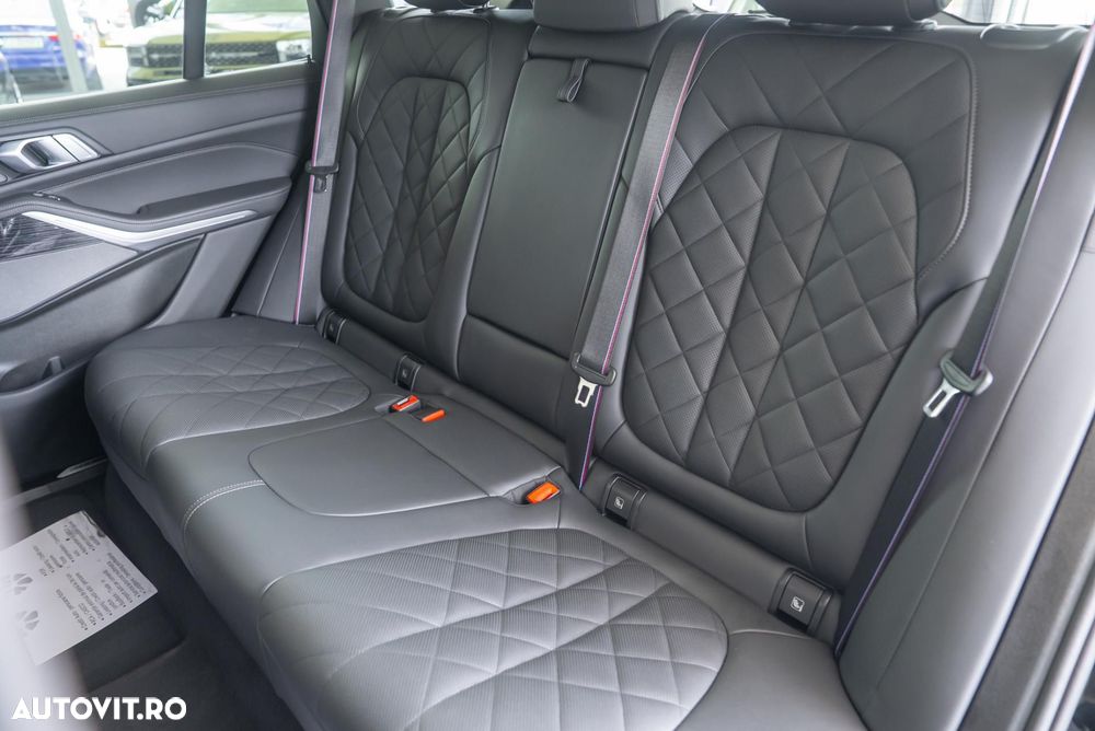 BMW X5 xDrive30d - 34