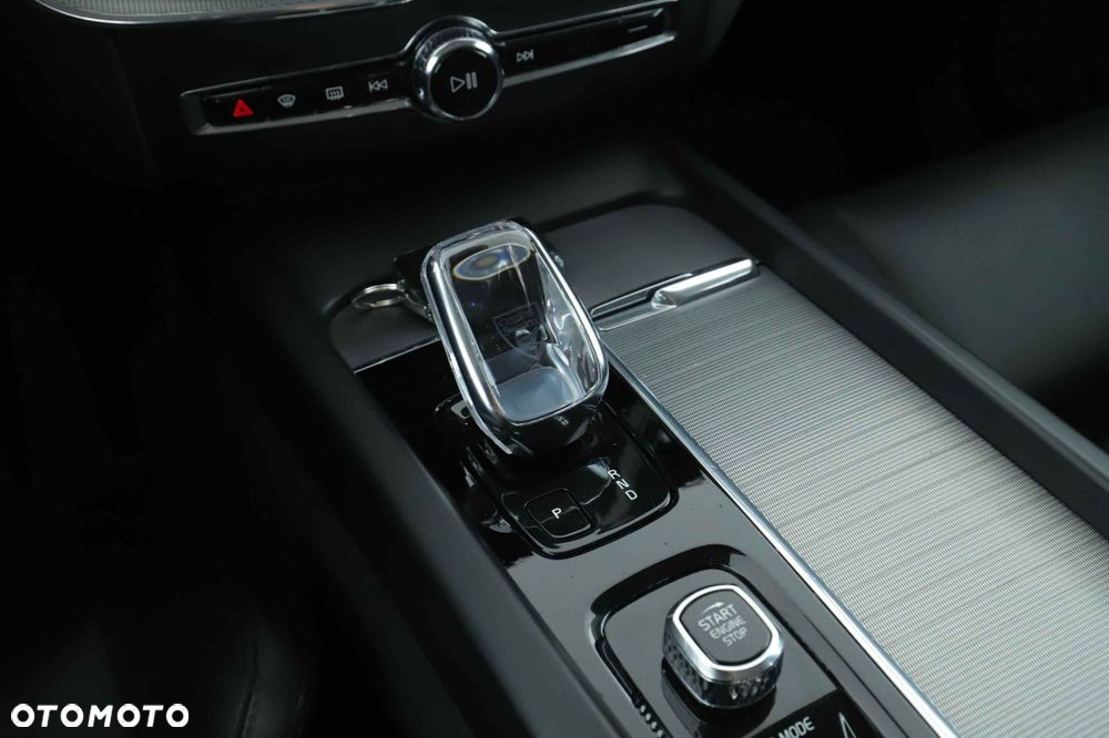 Volvo XC 60 - 18