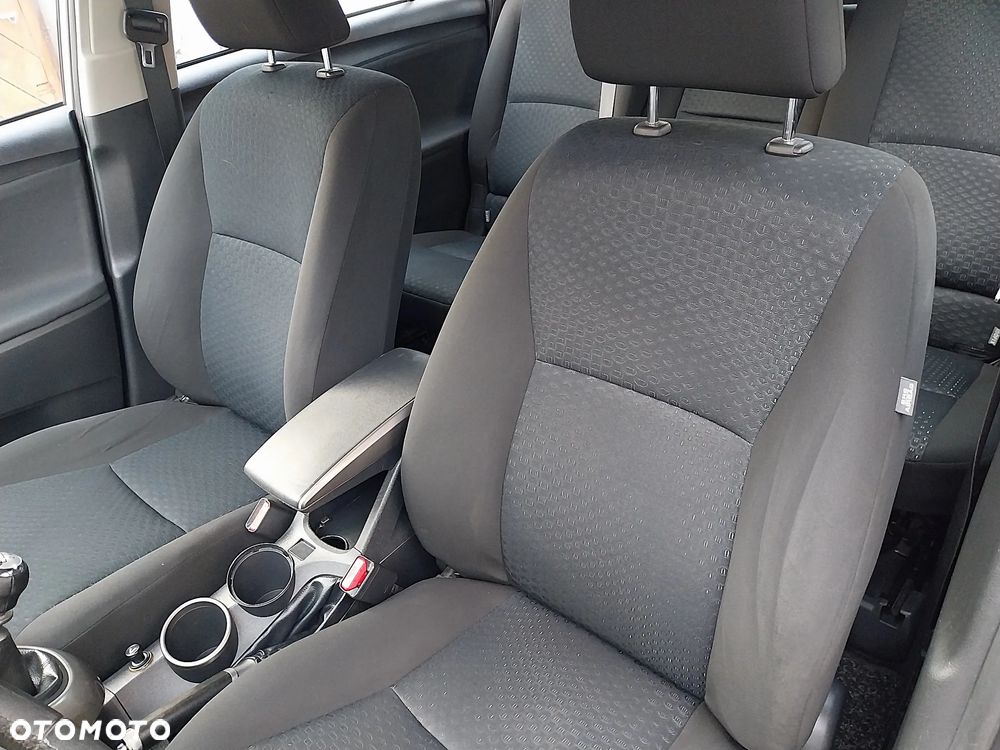 Toyota Verso 1.8 7-Sitzer Edition S+ - 15