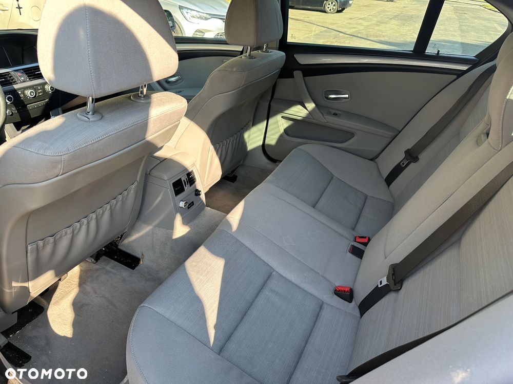 BMW Seria 5 - 11