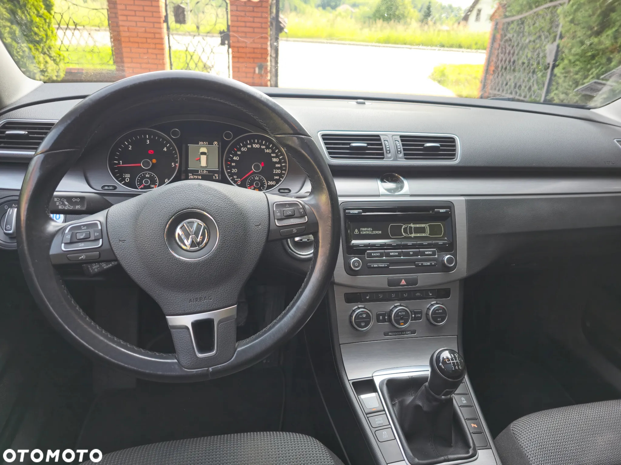 Volkswagen Passat 2.0 TDI Comfortline - 6
