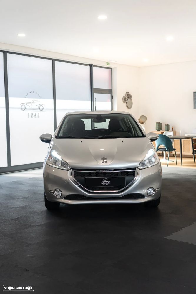Peugeot 208 1.2 VTi SE Style - 6