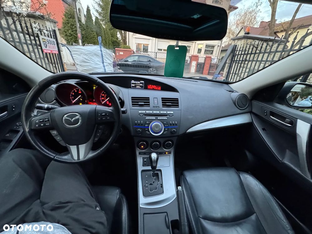 Mazda 3 - 25