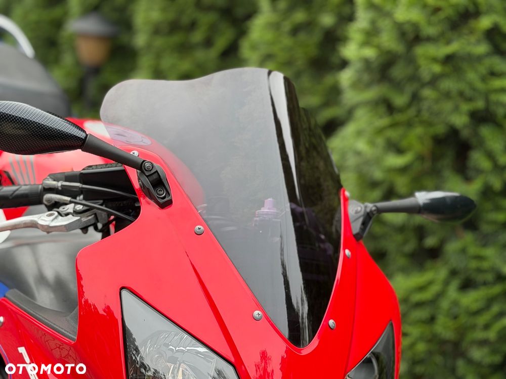 Honda CBR - 24