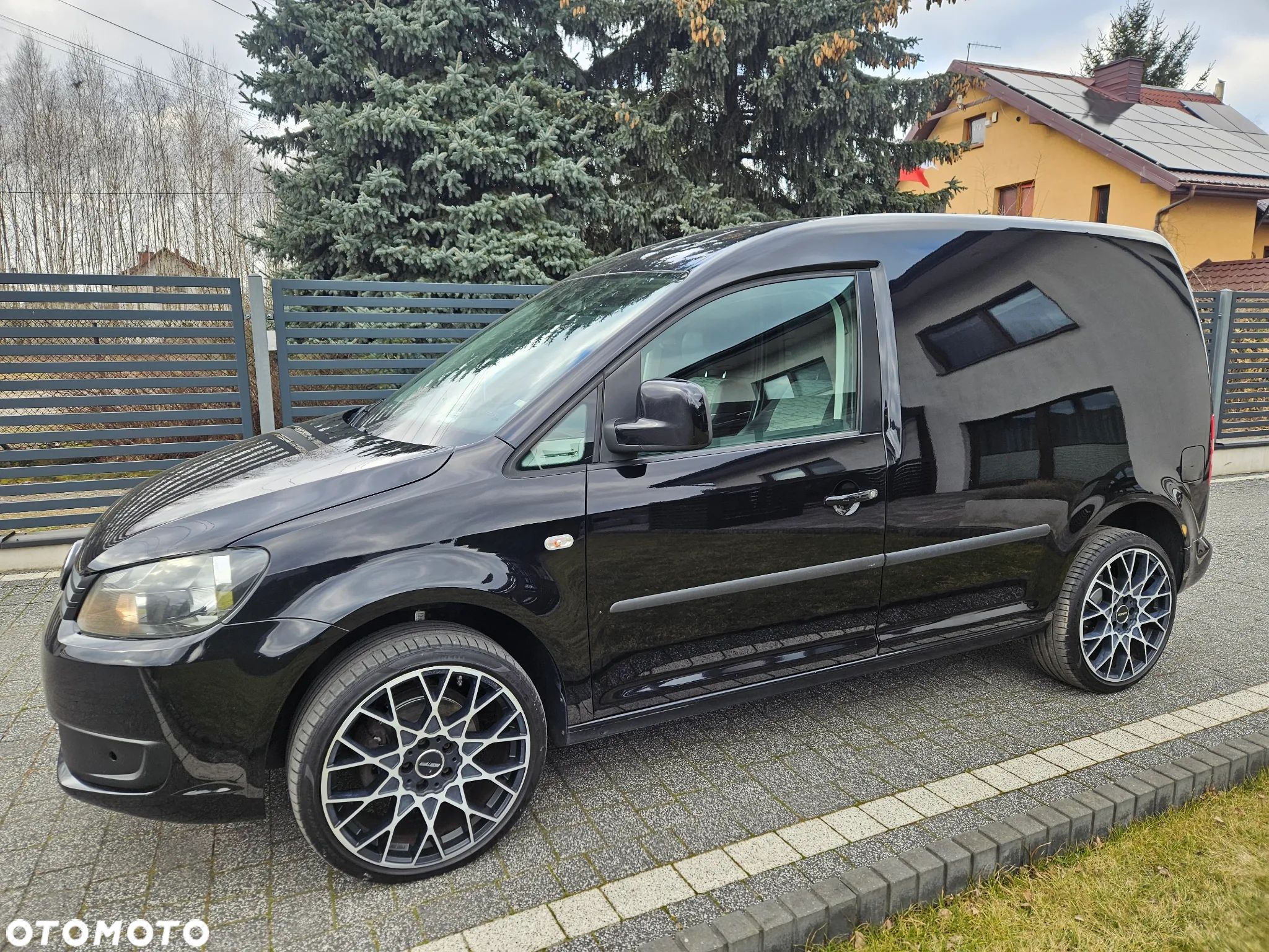Volkswagen Caddy - 1