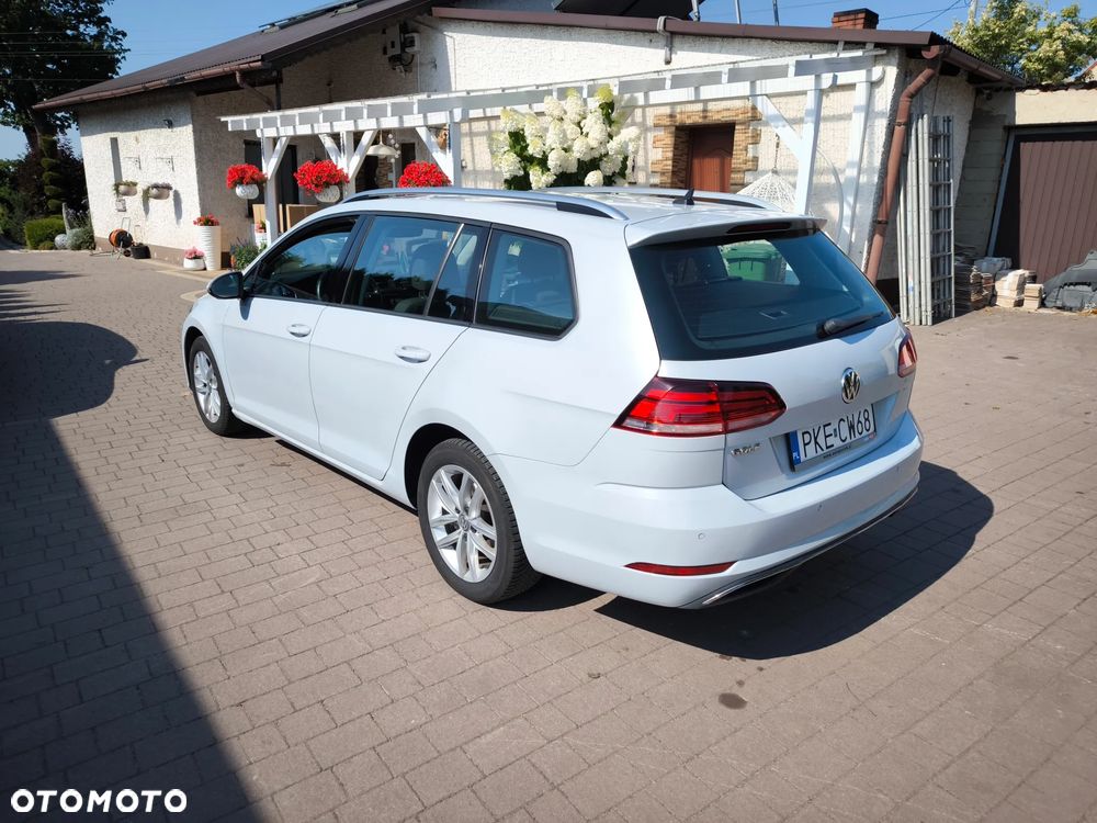 Volkswagen Golf 2.0 TDI (BlueMotion Technology) Comfortline - 11