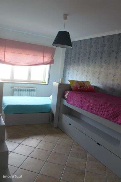 Apartamento Mobilado e Equipado com Vista Mar–São Martinho do Porto - Grande imagem: 4/9