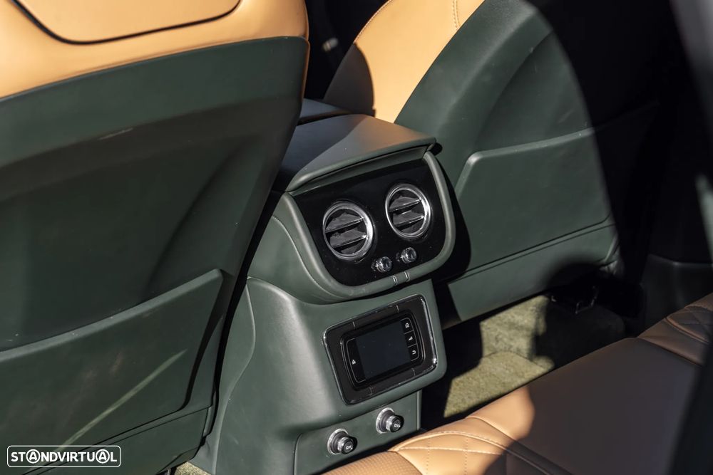 Bentley Bentayga V8 - 29