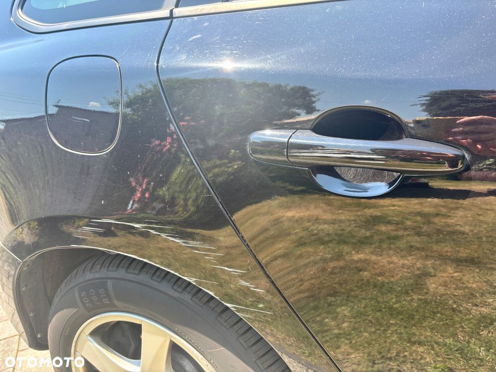 Volvo V60 D2 Drive-E Dynamic Edition (Kinetic) - 13