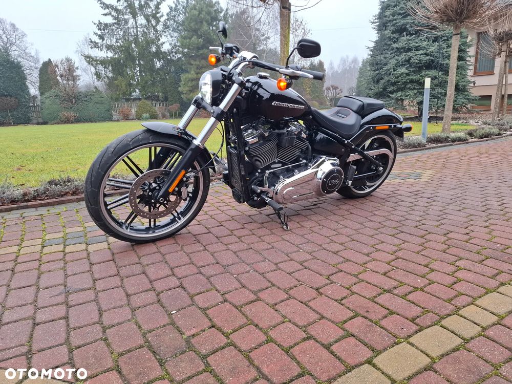 Harley-Davidson FXSB Breakout - 4