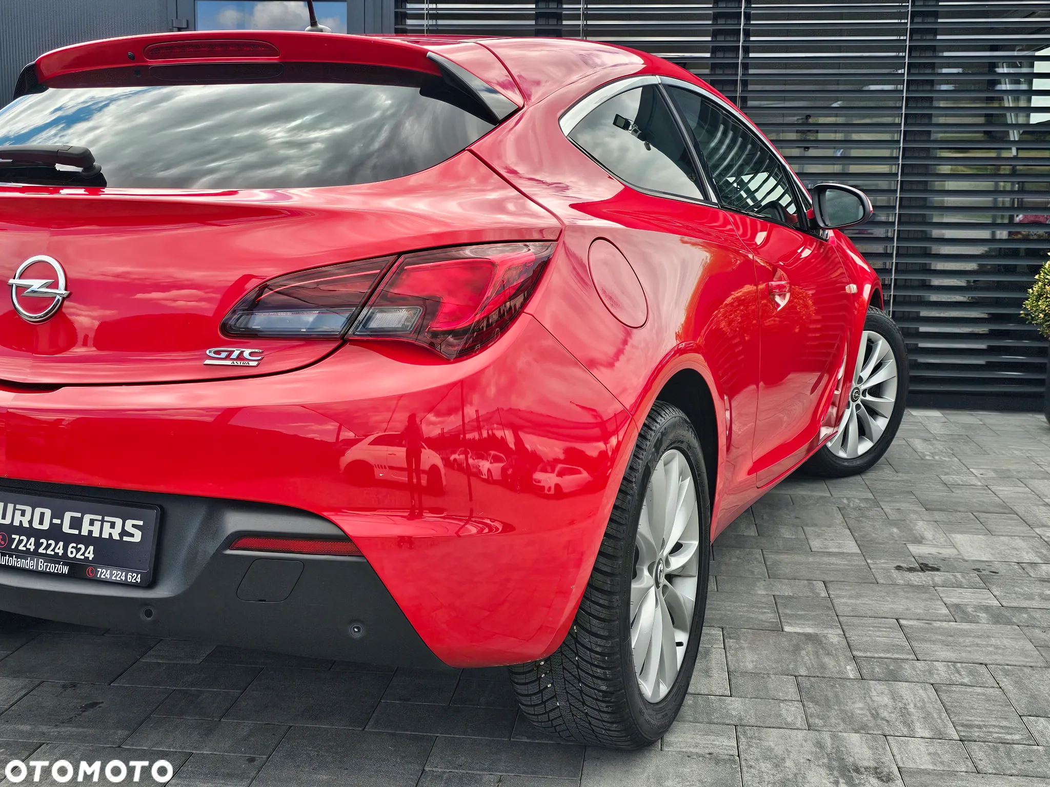 Opel Astra IV GTC 1.6 T Active - 30
