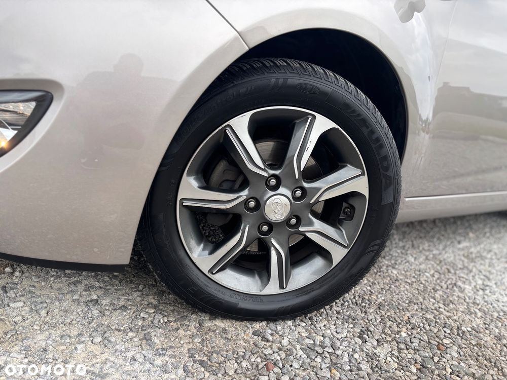 Hyundai ix20 - 18