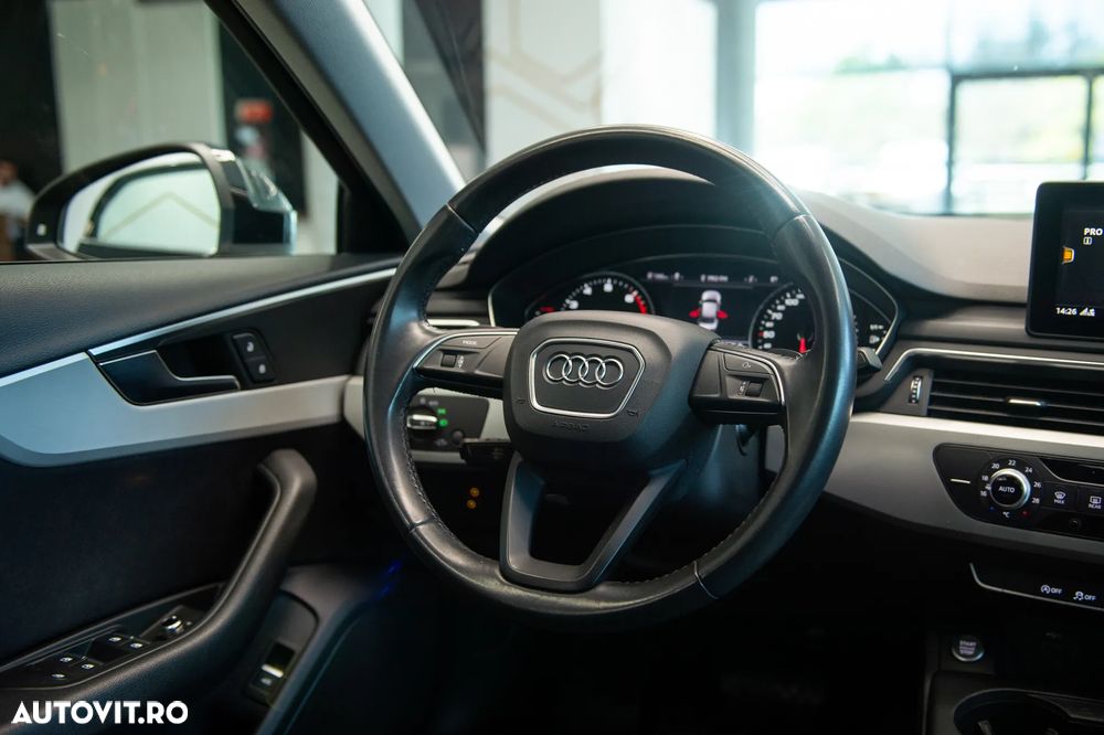 Audi A4 2.0 35 TFSI S tronic MHEV Basic - 26