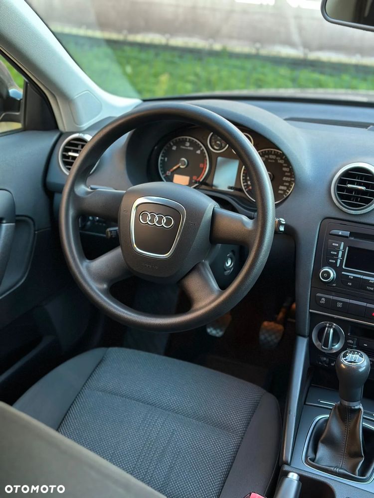 Audi A3 Sportback - 15