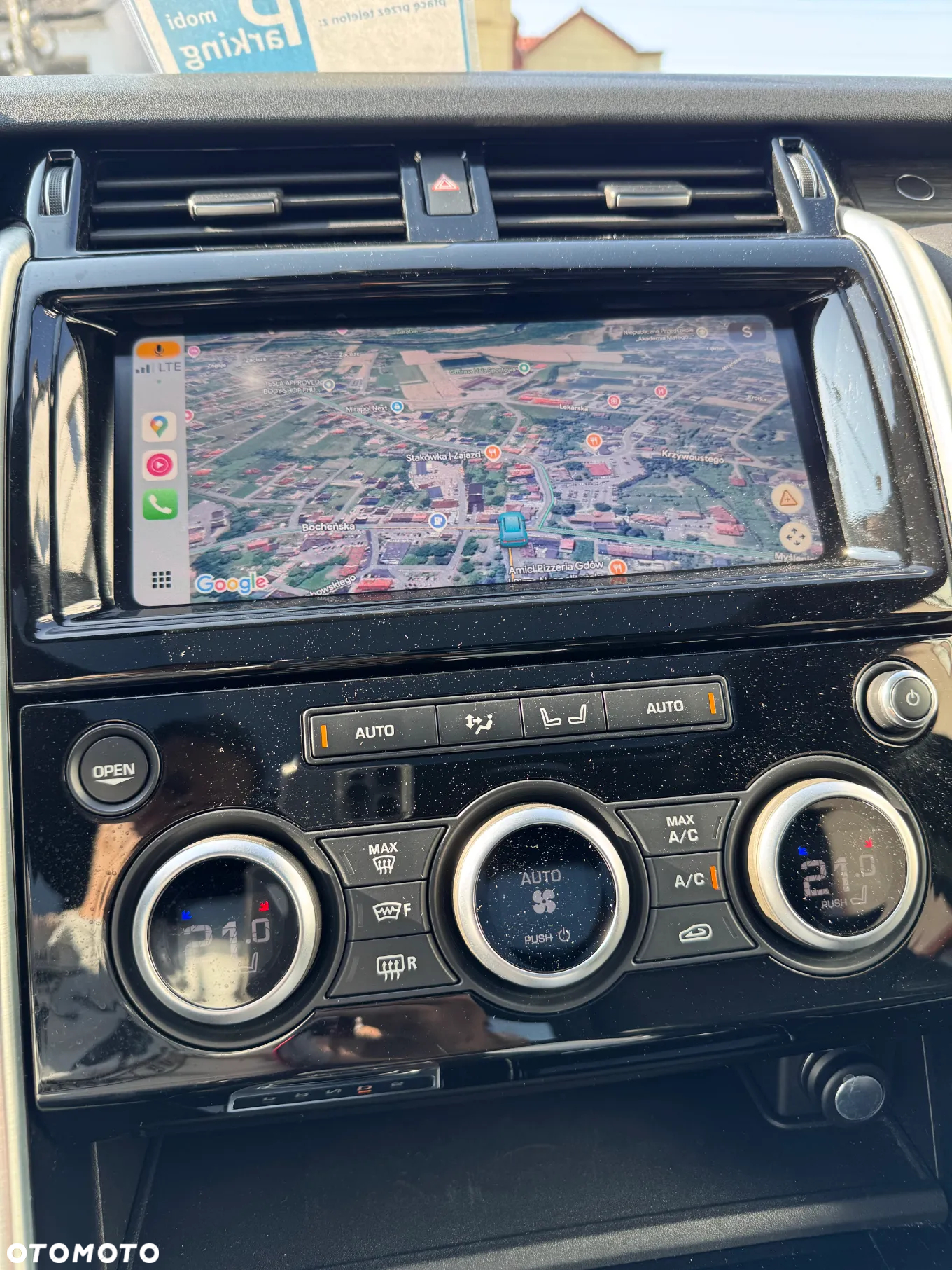 Land Rover Discovery V 2.0 SD4 HSE - 10