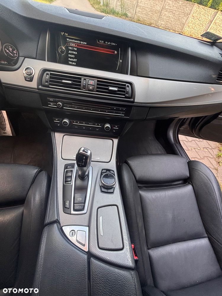 BMW Seria 5 520d Luxury Line - 36