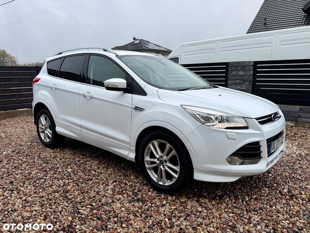 Ford Kuga 2.0 TDCi FWD Titanium Plus - 23