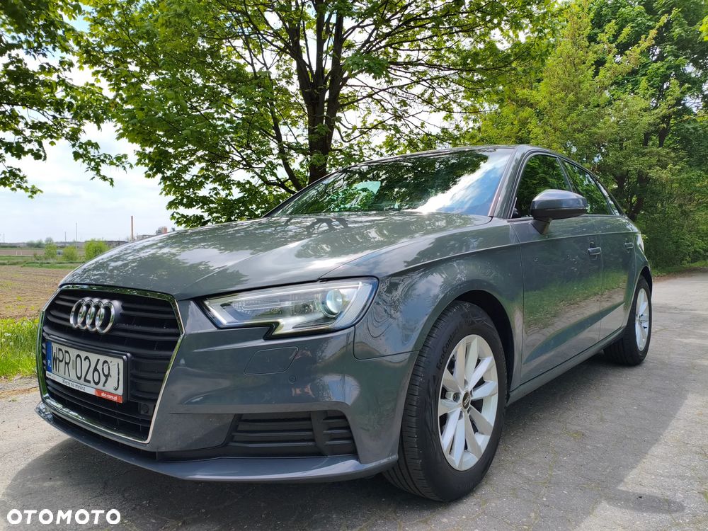 Audi A3 Sportback 35 TFSI S tronic - 4