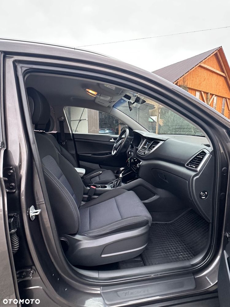 Hyundai Tucson blue 1.7 CRDi 2WD Trend - 10