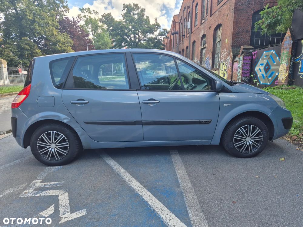 Renault Scenic - 8