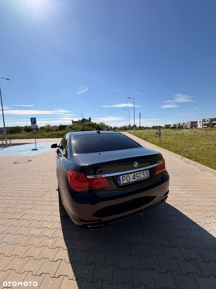 BMW Seria 7 740d xDrive - 4