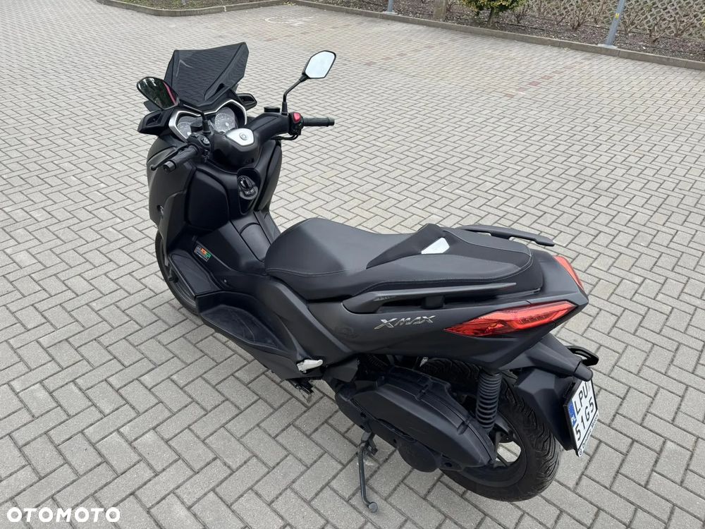 Yamaha X-max - 17