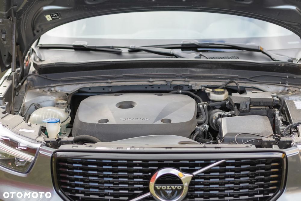 Volvo XC 40 T5 AWD Geartronic R-Design - 13