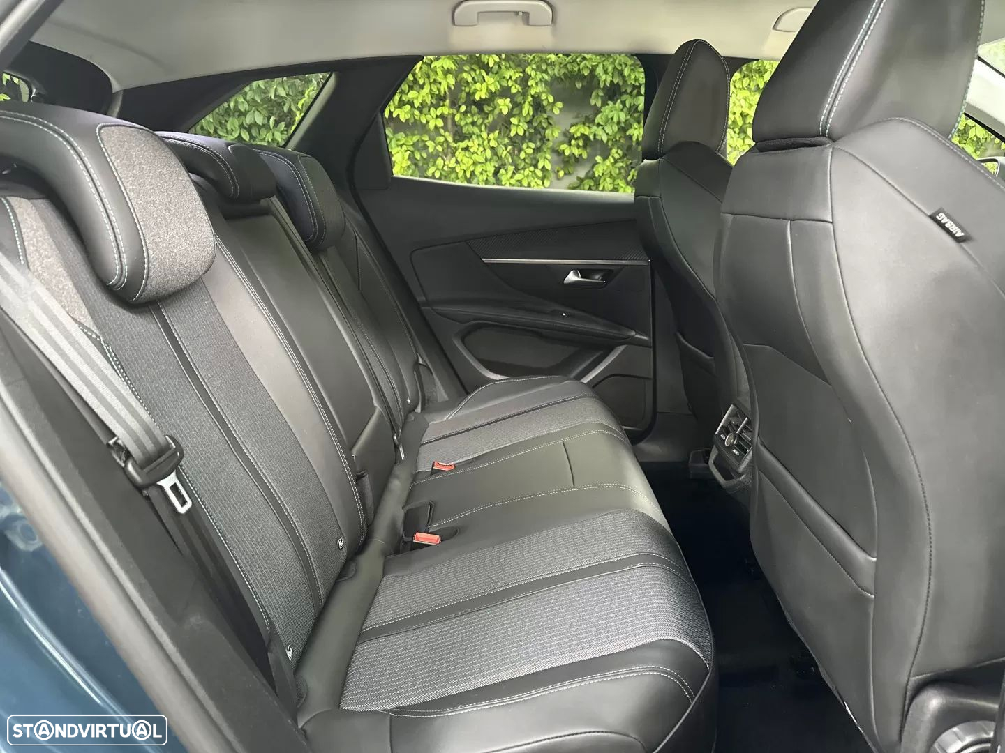 Peugeot 3008 1.6 Hybrid Allure Pack e-EAT8 - 17