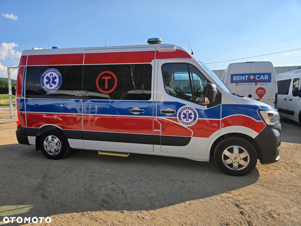 Renault Master Ambulans karetka - 8