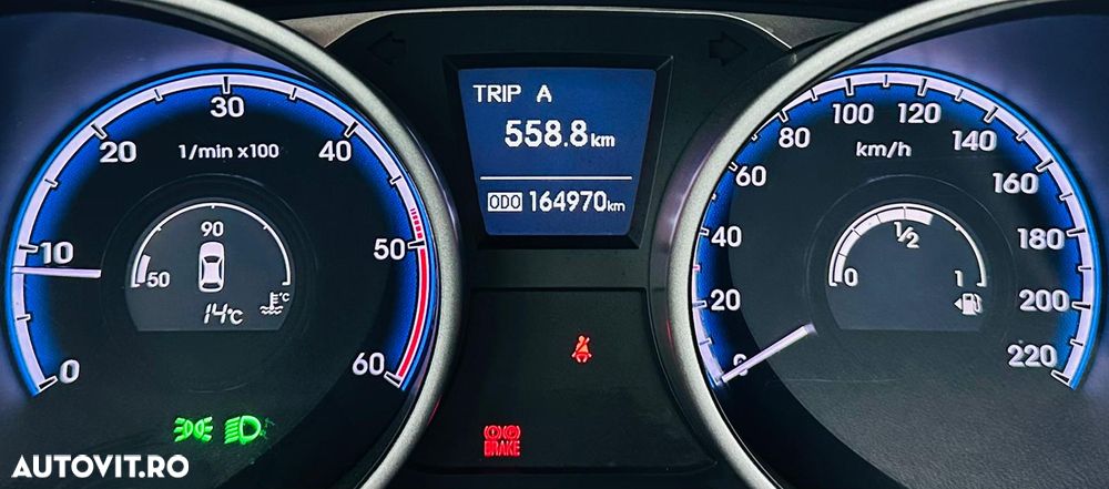 Hyundai ix35 1.7 CRDI 2WD blue Finale Silver - 32