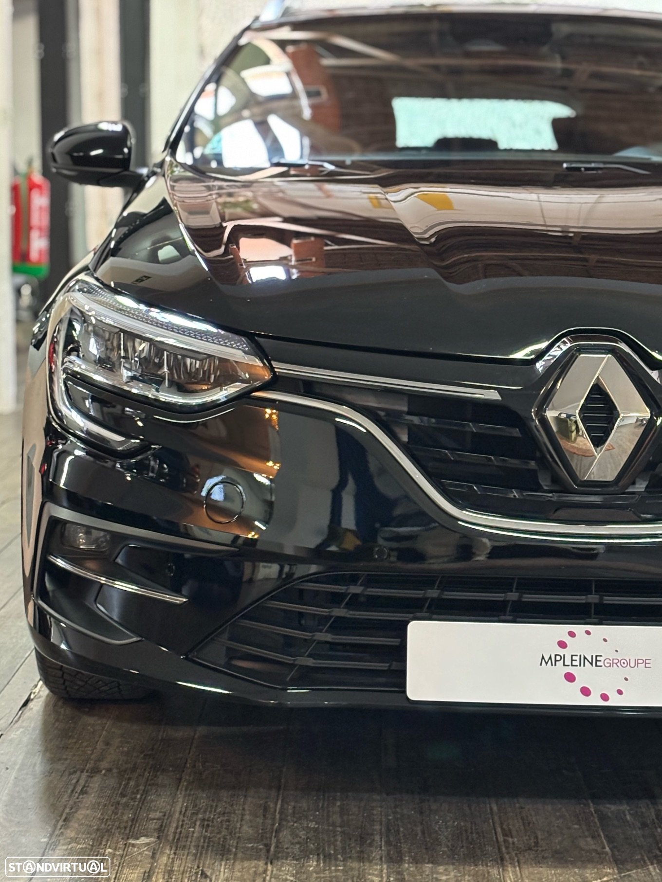 Renault Mégane Sport Tourer 1.5 Blue dCi Limited EDC - 6