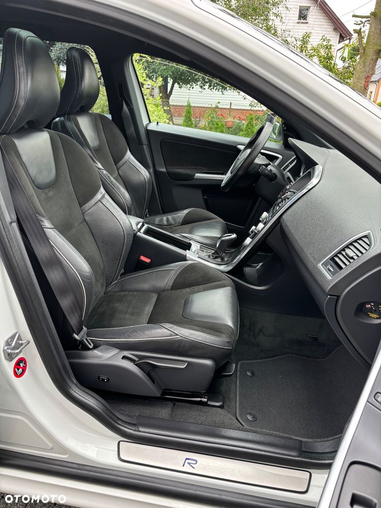 Volvo XC 60 D4 AWD Geartronic RDesign - 7