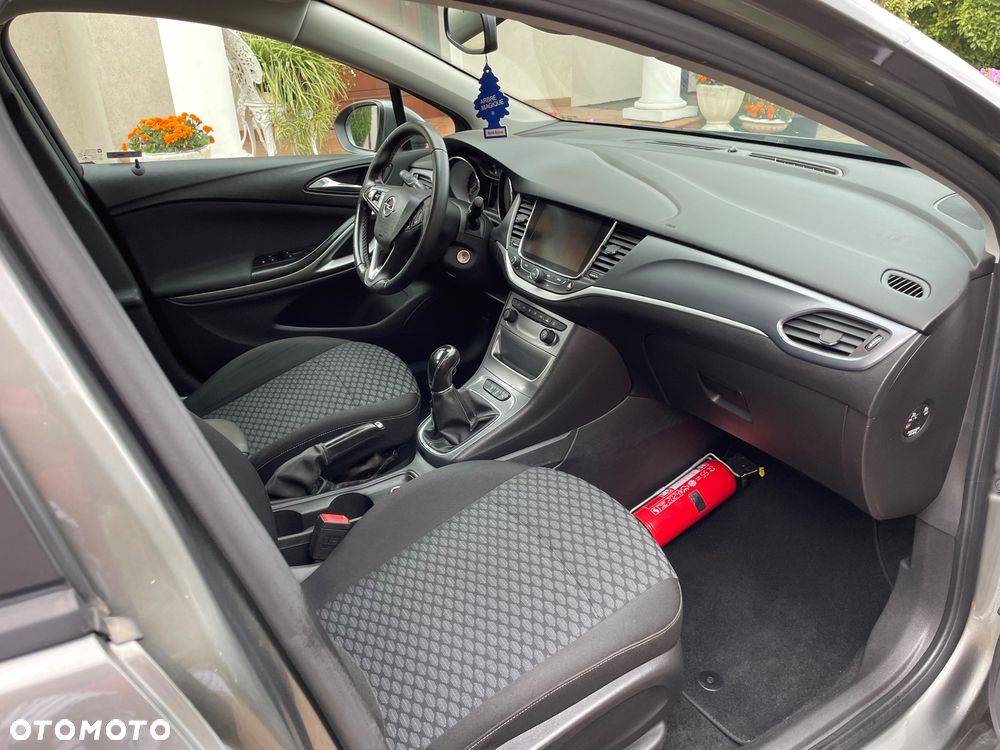 Opel Astra 1.4 Turbo Start/Stop Business - 24