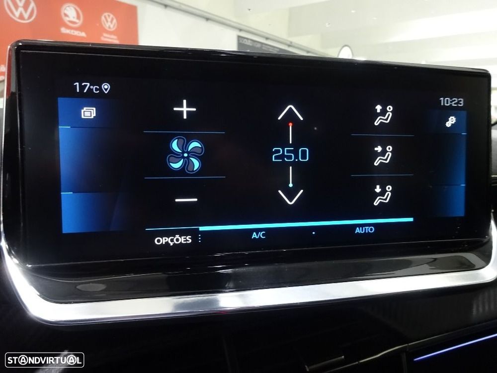 Peugeot 2008 1.5 BlueHDi GT - 23