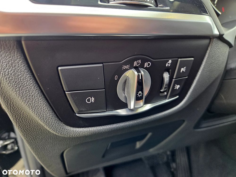 BMW X3 - 27