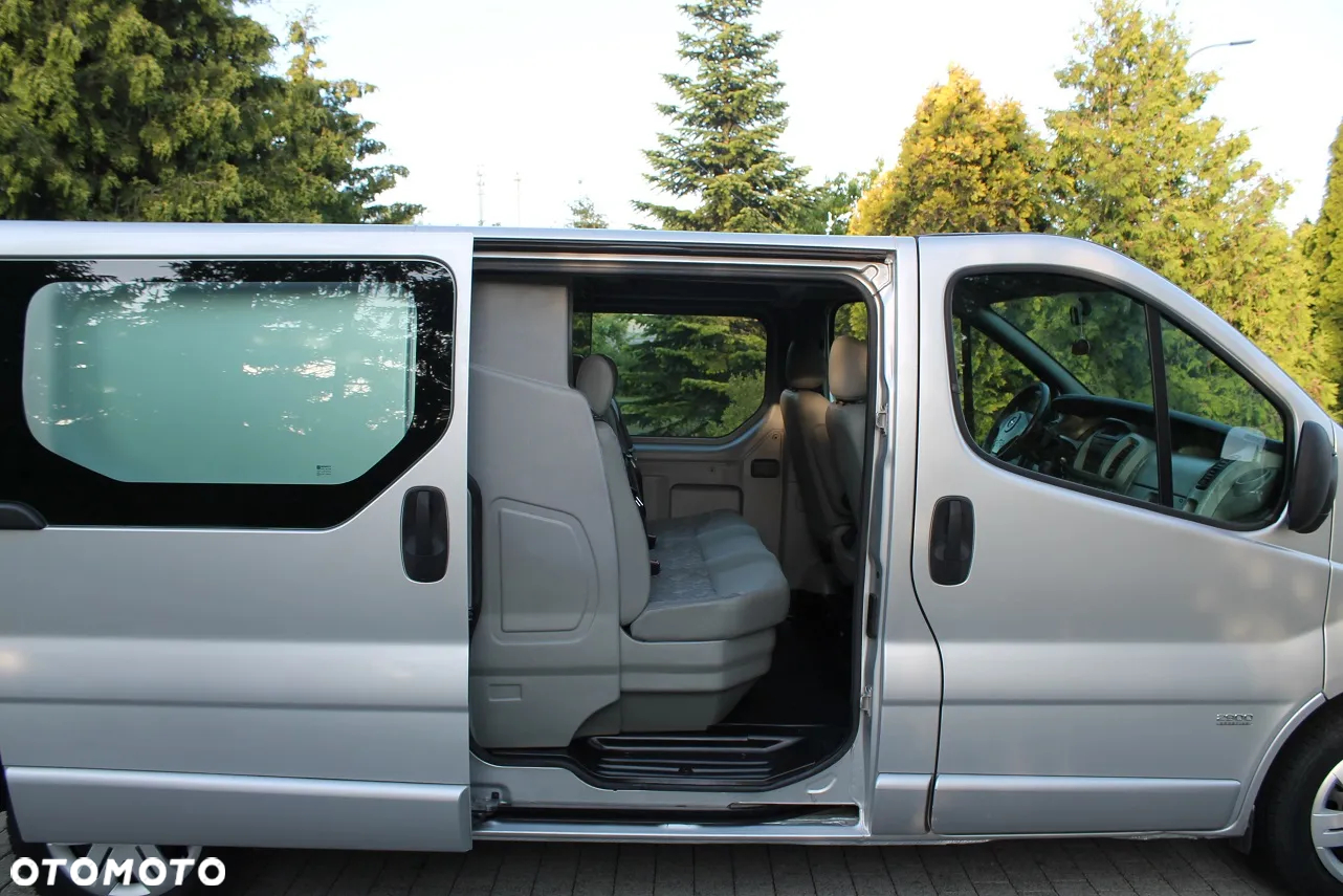 Opel Vivaro - 15