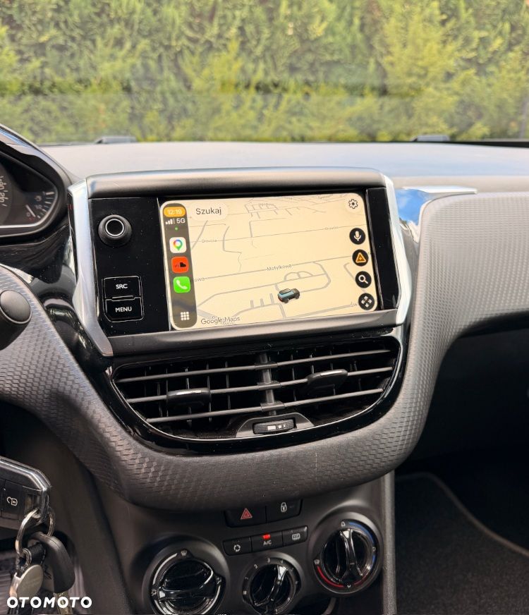 Peugeot 208 PureTech 82 Stop & Start Signature - 23