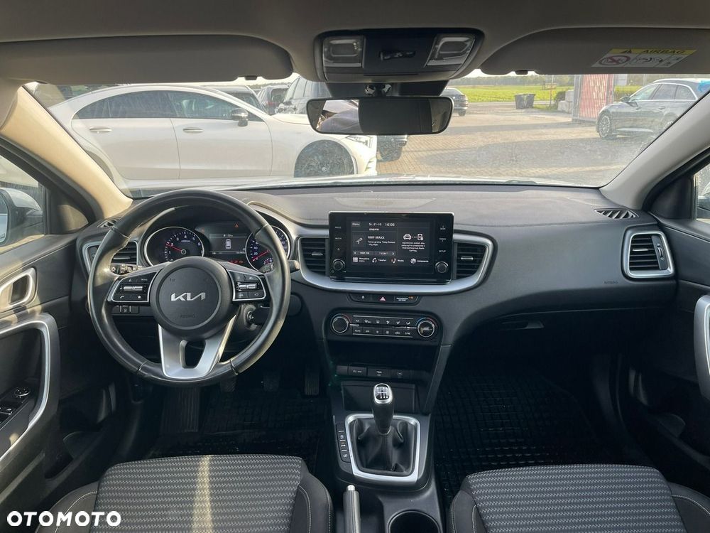 Kia Ceed 1.5 T-GDI M - 7