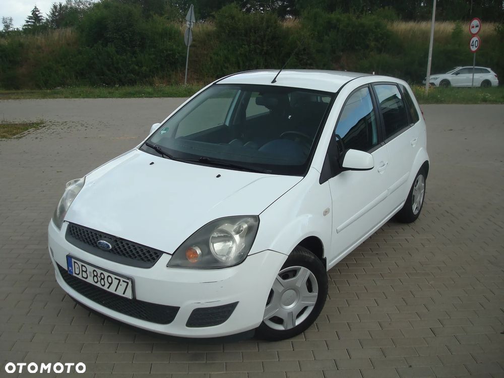Ford Fiesta 1.25 Trend - 29