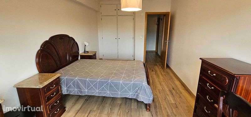 Apartamento T3 na Póvoa de Santa Iria - Grande imagem: 3/4