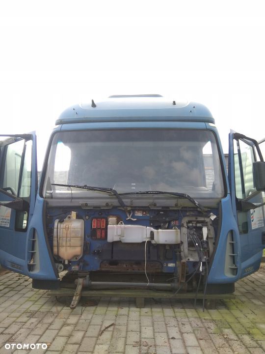 Kabina Iveco Eurocargo 120E sypialna - 1
