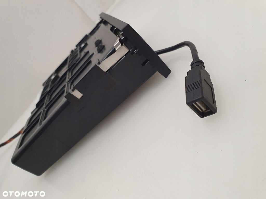 INTERFACE MULTIMEDIALNY VW PASSAT GOLF VI 5N0 - 4