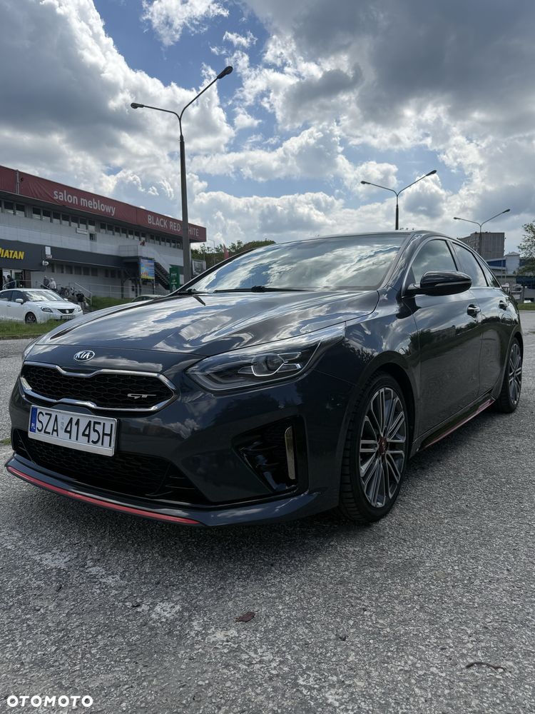 Kia ProCeed - 1