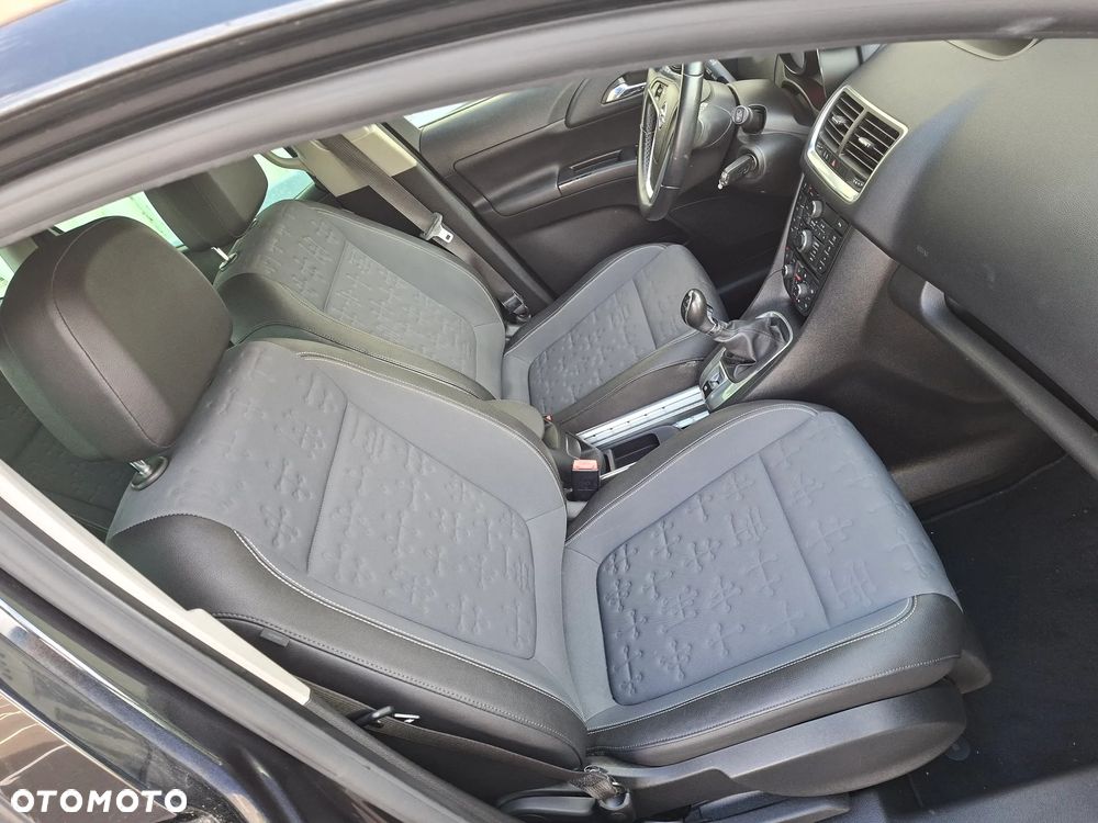 Opel Meriva 1.4 T Cosmo - 24