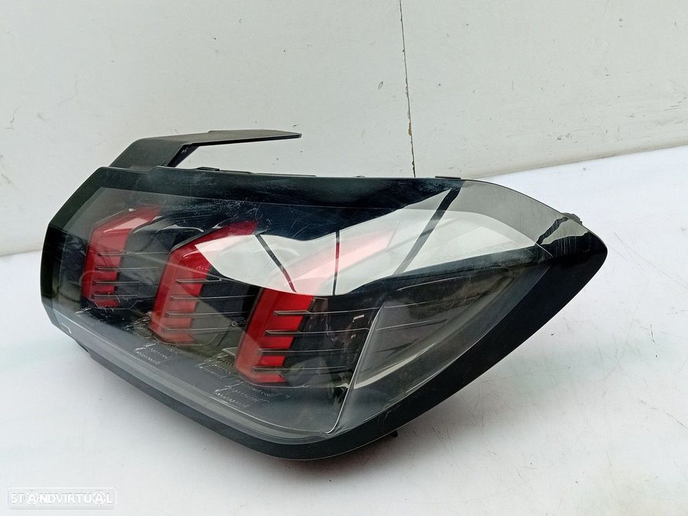 Farolim direito PEUGEOT 208 II - 2