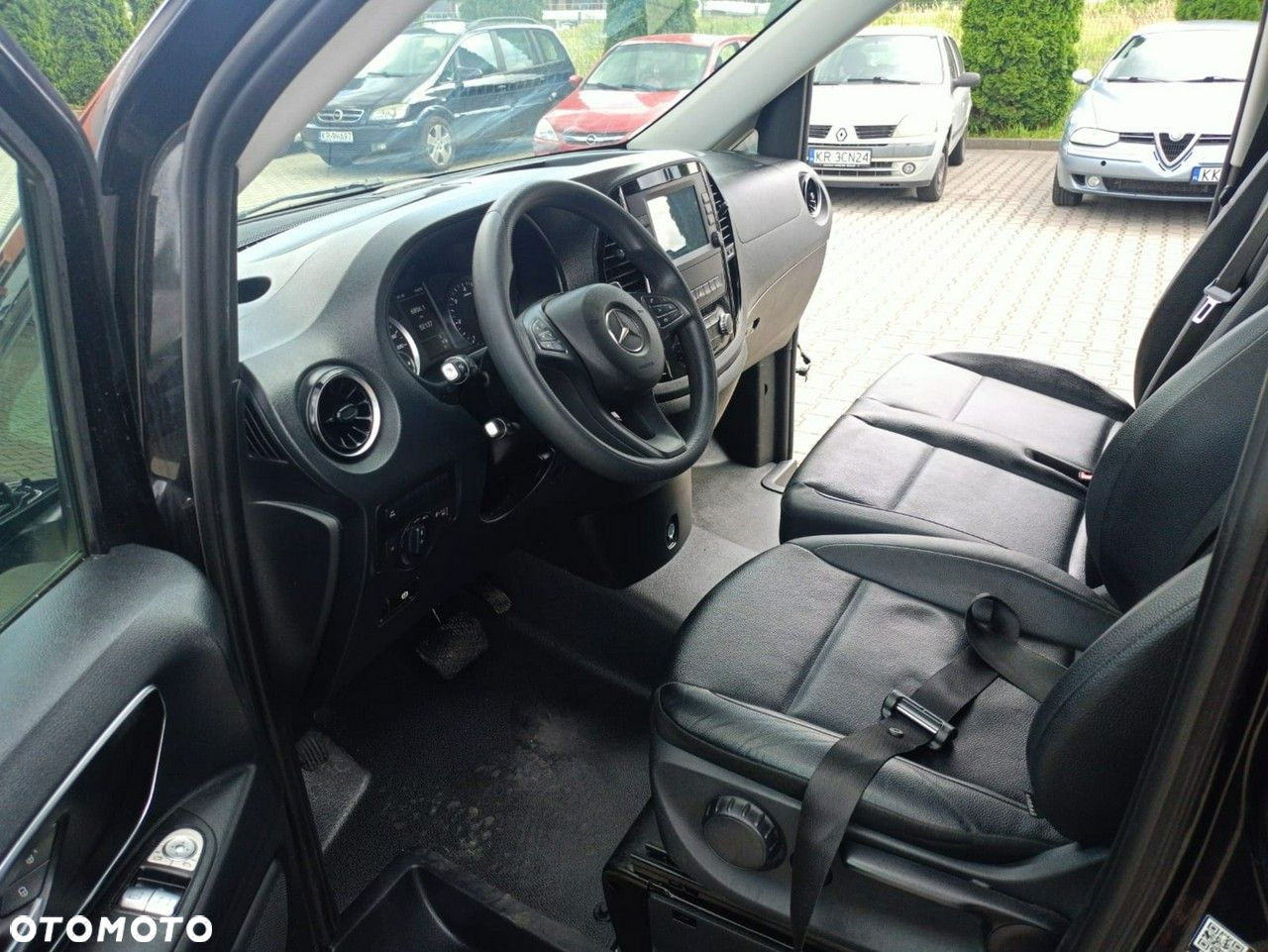 Mercedes-Benz Vito - 11