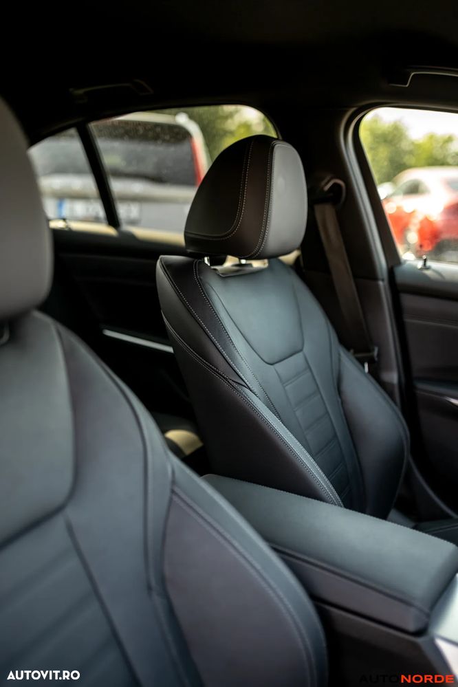 BMW Seria 3 320d xDrive Aut. M Sport - 29