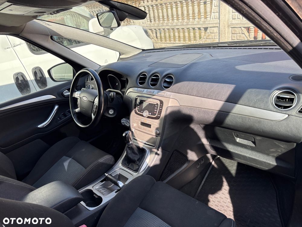 Ford S-Max - 6
